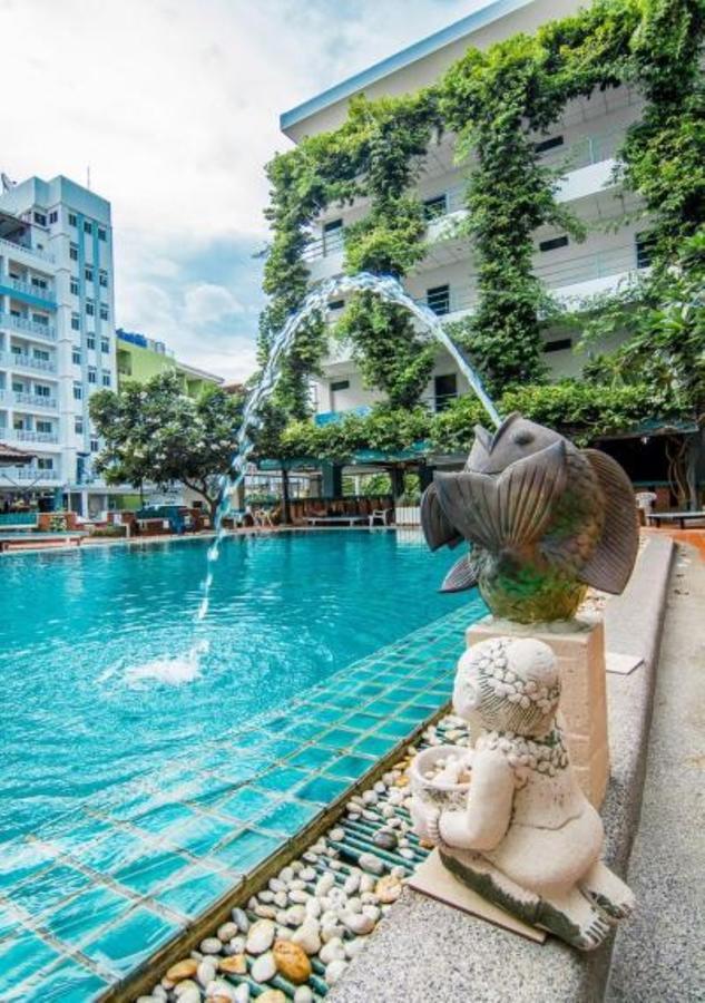 Sutus Court 3 Hotel Pattaya Luaran gambar